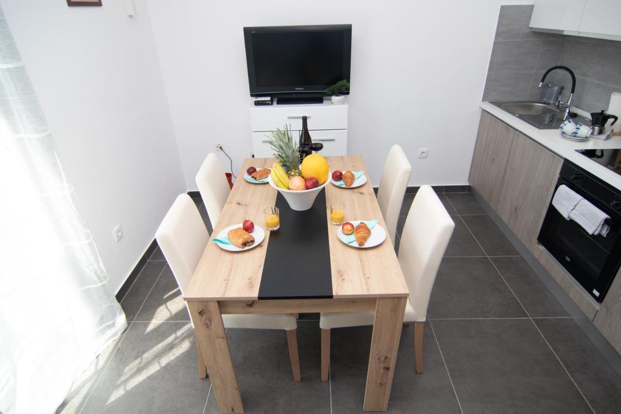 Valkane Beach Studio Apartment Pula Bagian luar foto