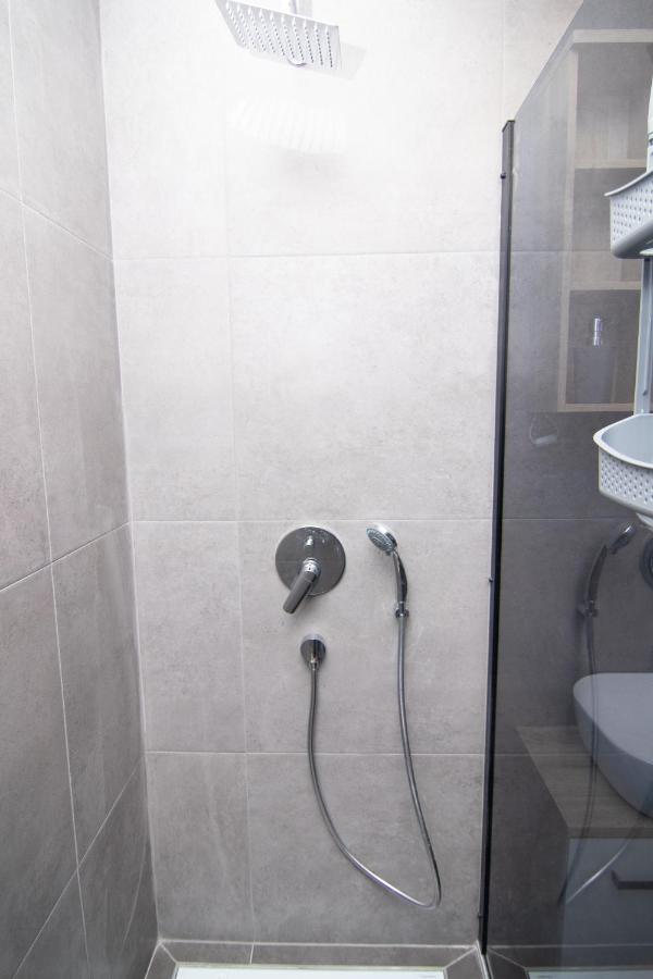 Valkane Beach Studio Apartment Pula Bagian luar foto