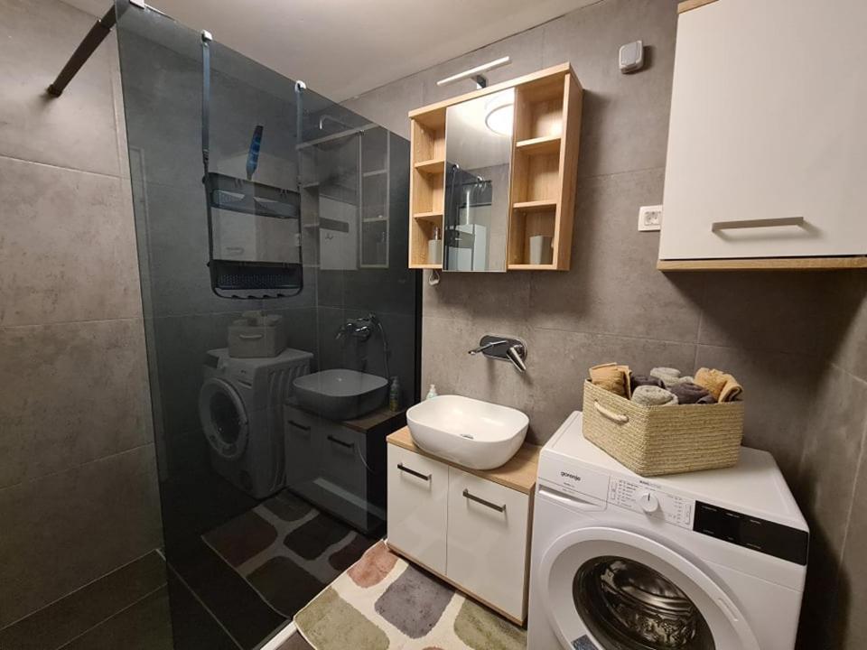 Valkane Beach Studio Apartment Pula Bagian luar foto